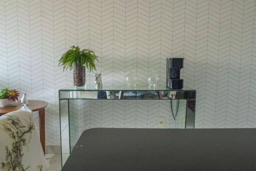 Confortavel Flat Com 2 Quartos Em Ponta Verde Apartamento *